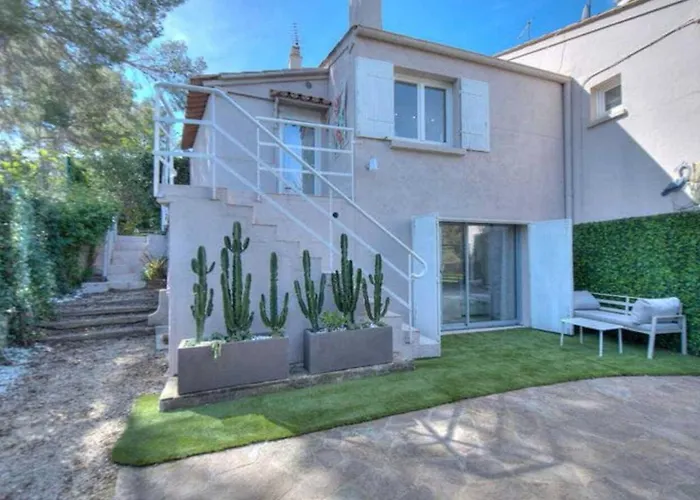 Charmante Maison 4 Pieces, 6 Personnes, A 400m De La - Fr-1-226a-211 Saint-Raphaël